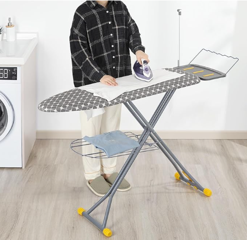 planche &agrave; repasser murale pleine grandeur