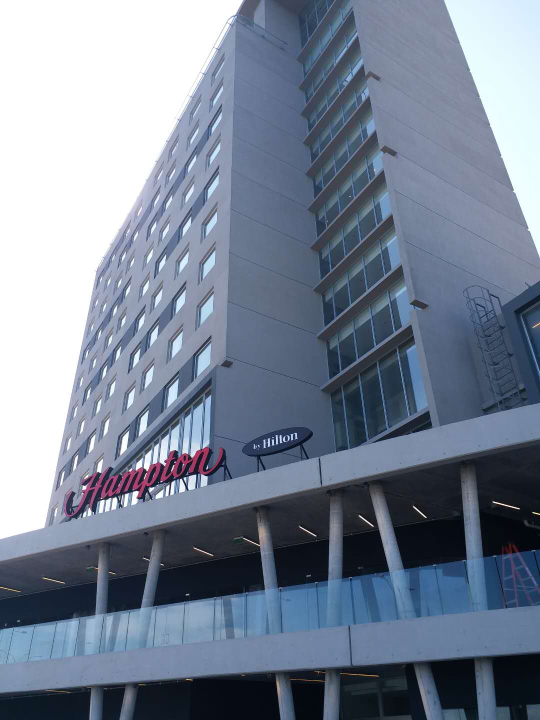 Hotel Hampton by Hilton Chile.jpg